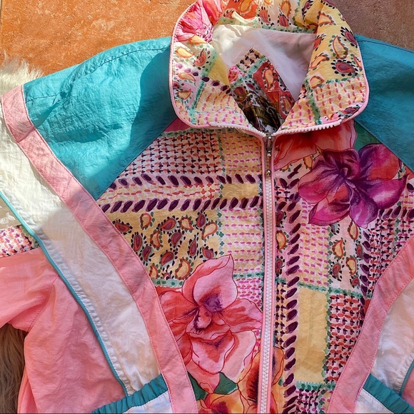 Vintage Floral Windbreaker - Picture 3 of 4